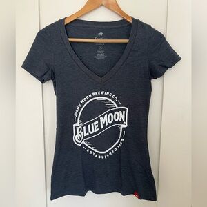 Blue Moon Brewing Co. Women’s T shirt Small